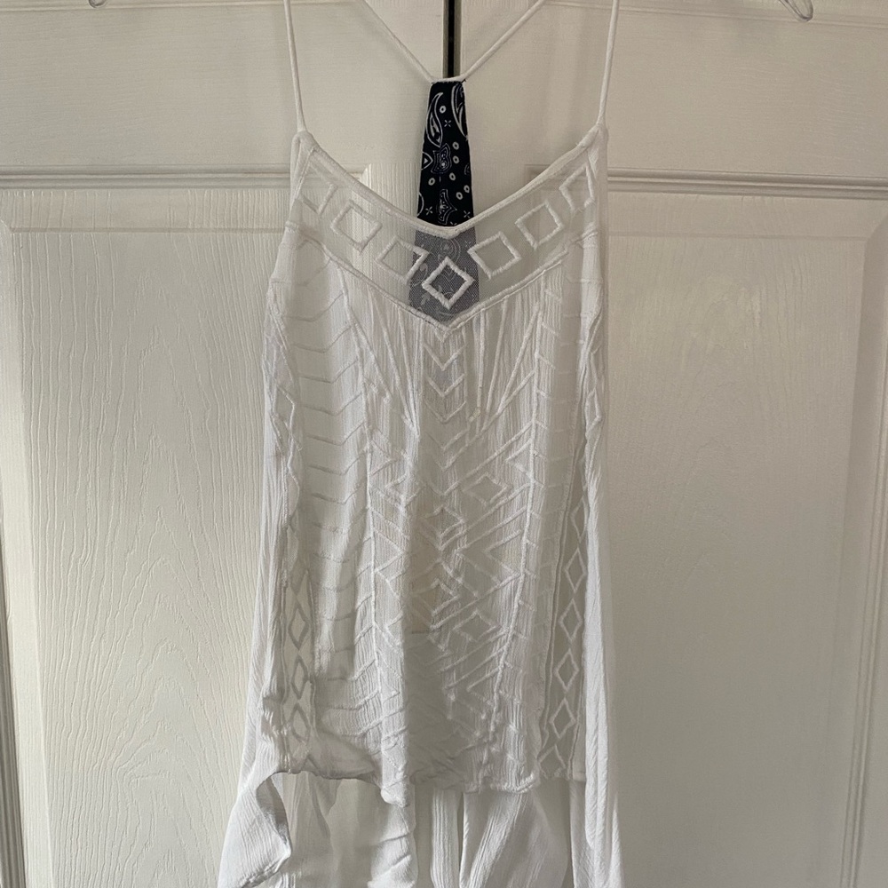 NWT white detailed tank top